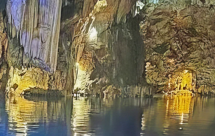 Pukaway Cave & Island Hopping Private Day  Tour